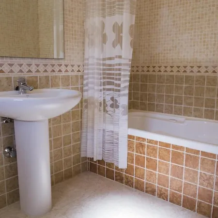 Villa Alqueries